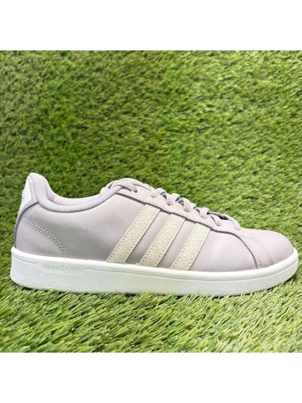 Adidas Cloudfoam Advantage Womens Size 8 Gray Athletic Leather Shoes Sneakers